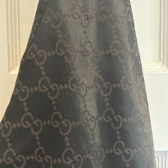 Authentic Gucci Shoulder Bag - Picture 12 of 16